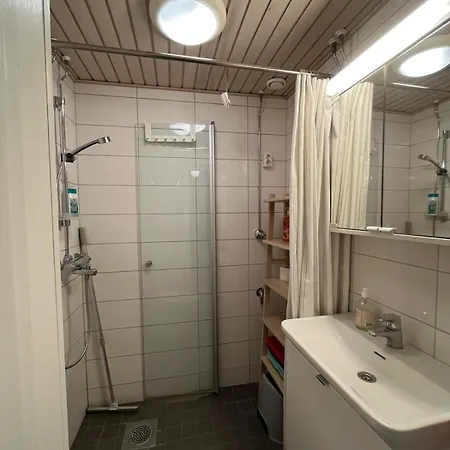 Valoisa Ilmastoitu Kolmio Keskustassa Kahdella Makuuhuoneella, Oma Parkkipaikka * Kuopio