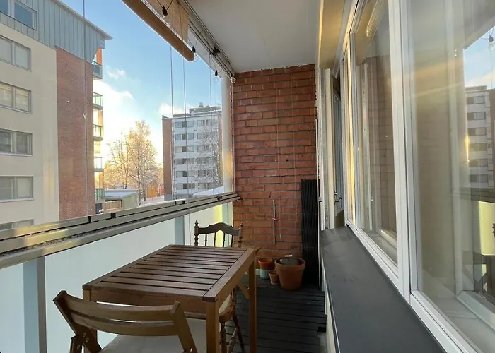 Valoisa Kolmio Kuopion Keskustassa Kahdella Makuuhuoneella *