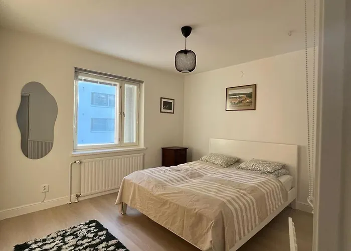 Valoisa Kolmio Kuopion Keskustassa Kahdella Makuuhuoneella * 库奥皮奥